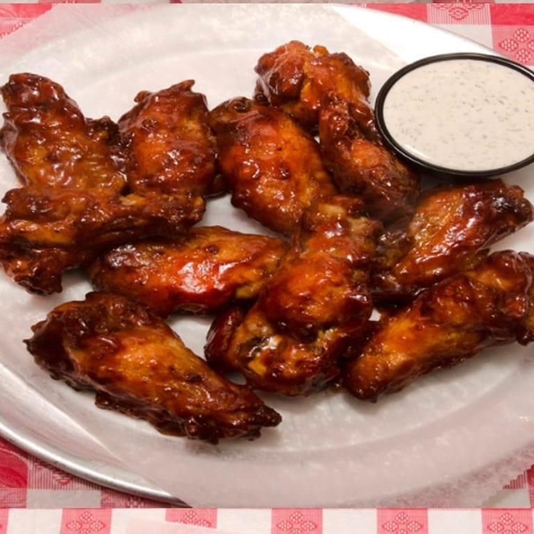 Fresh Salads to Complement Your Meal